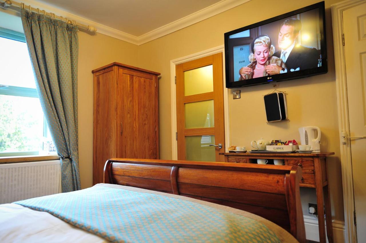 Hotel The Wyvill Arms à Leyburn Extérieur photo